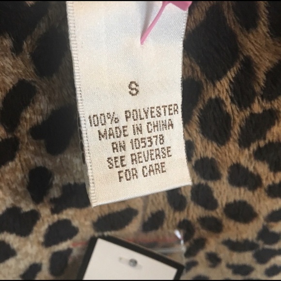 Drapers- Reversible micro suede vest - Picture 6 of 7